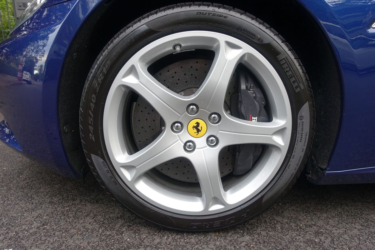 Ferrari California 30