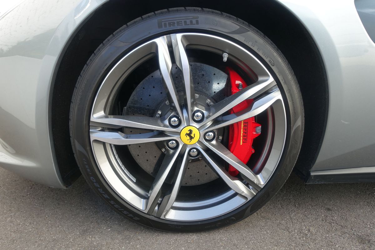 Ferrari GTC4 Lusso