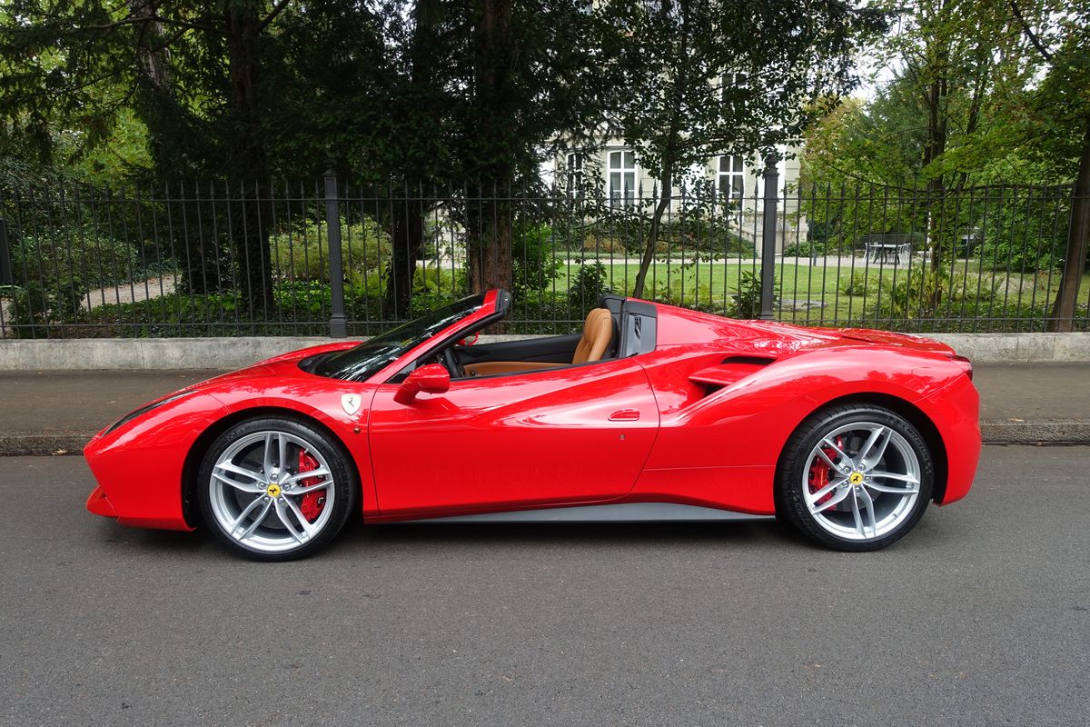 Ferrari 488 Spider