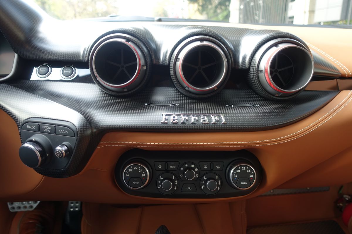 Ferrari F12 TDF