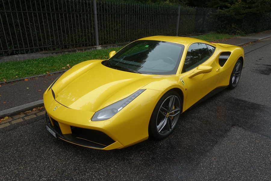 /en/stock/previously-sold/details/ferrari-488-gtb/23