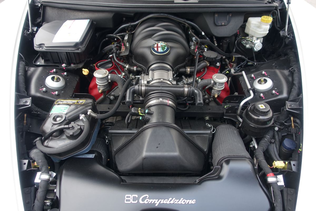 Alfa Romeo 8C Competizione