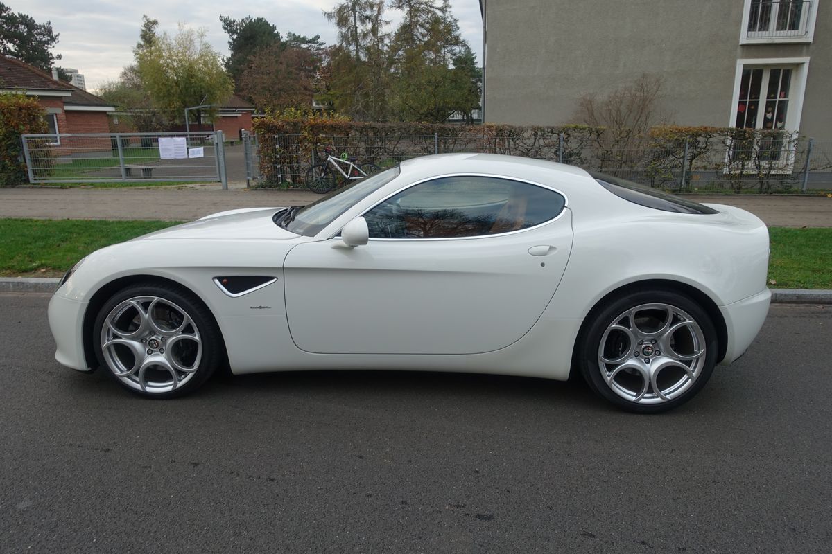 Alfa Romeo 8C Competizione