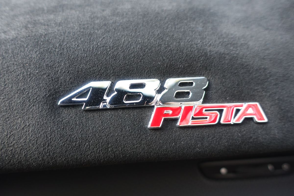 Ferrari 488 Pista