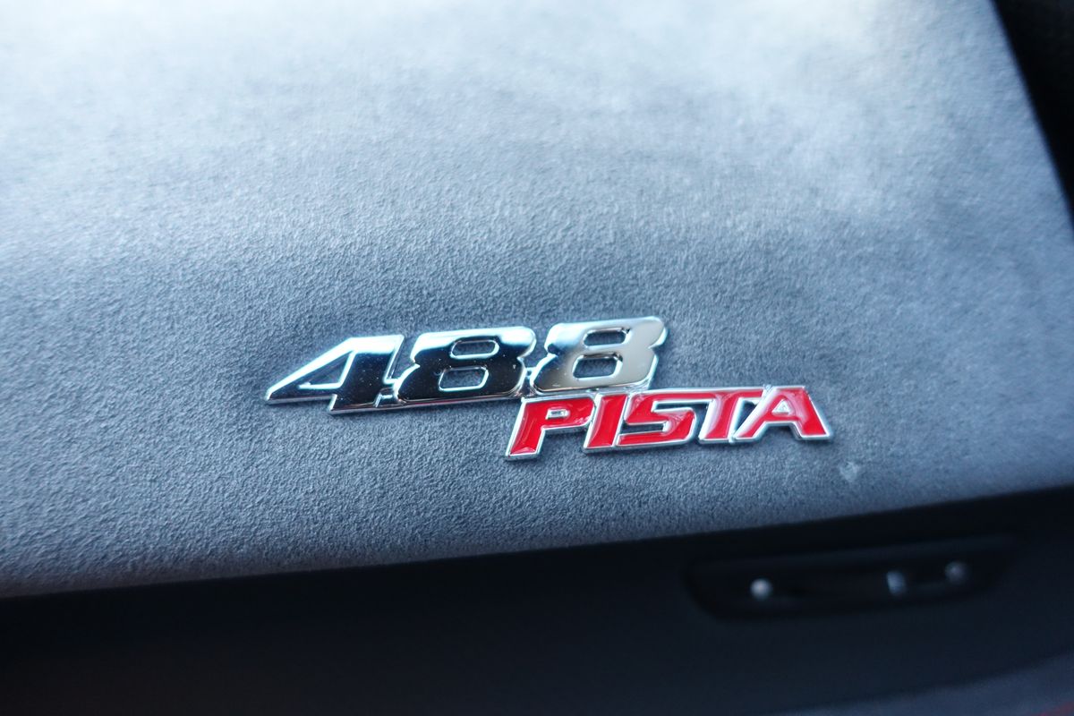 Ferrari 488 Pista