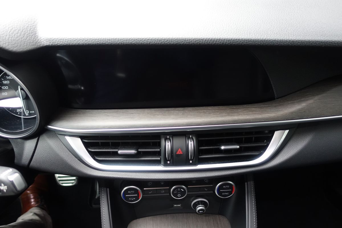 Alfa Romeo Stelvio First Edition Q4