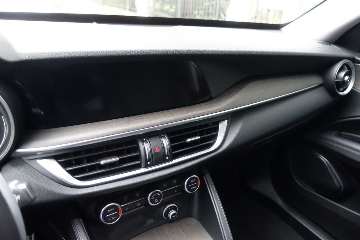 Alfa Romeo Stelvio First Edition Q4