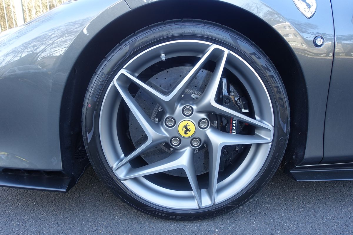 Ferrari F8 Tributo