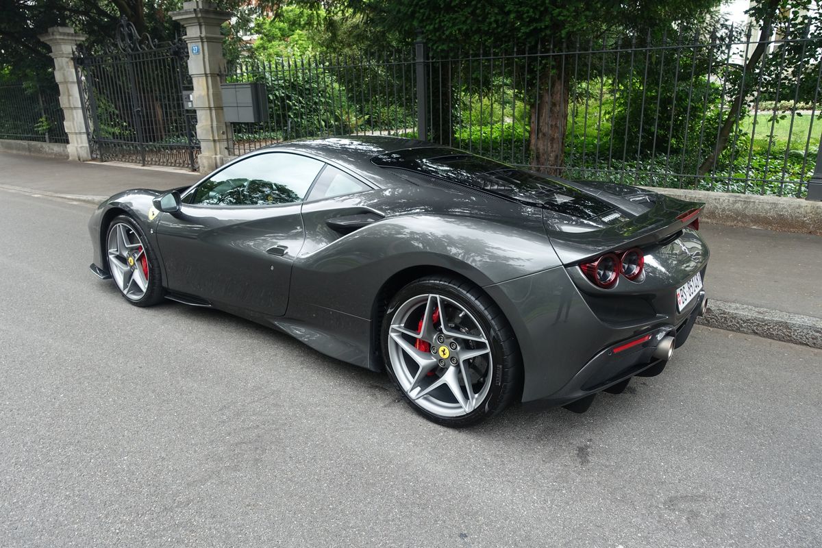 Ferrari F8 Tributo