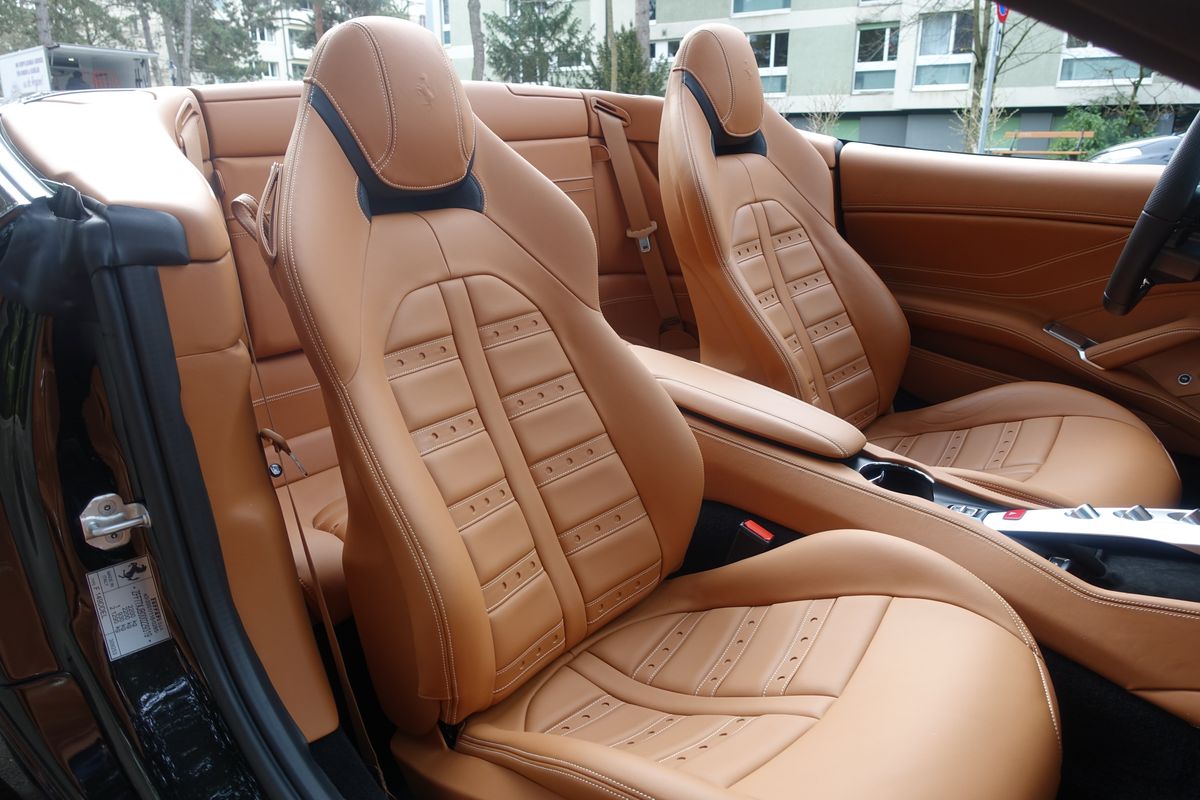 Ferrari California T