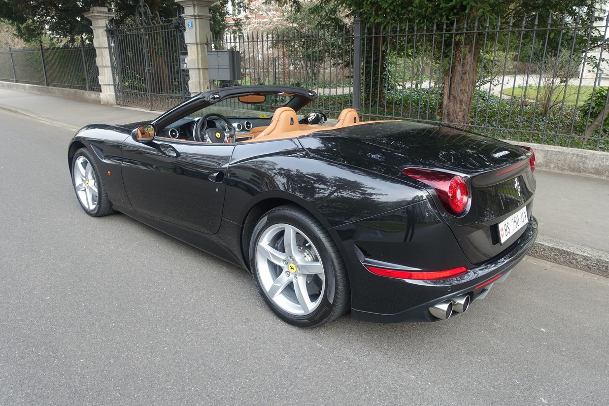 Ferrari California T