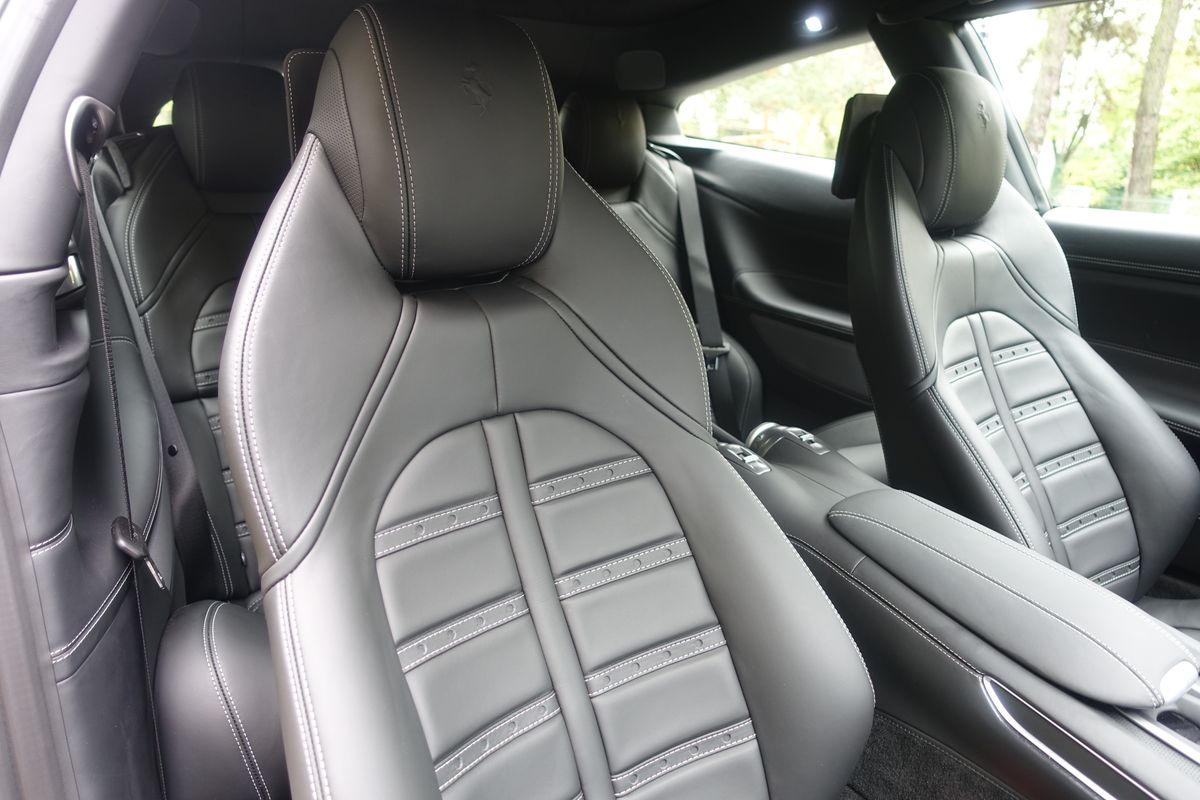 Ferrari GTC4 Lusso T
