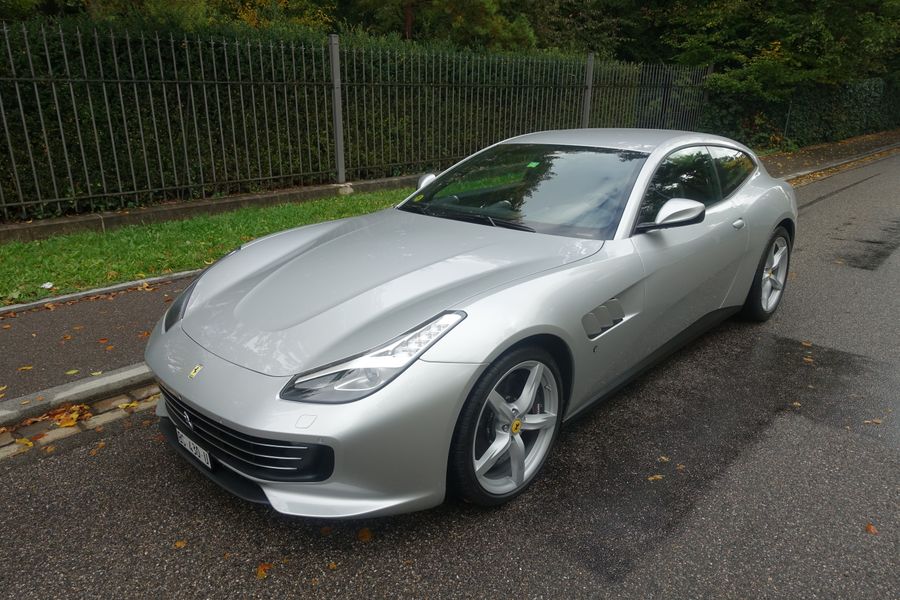 /en/stock/previously-sold/details/ferrari-gtc4-lusso-t/25