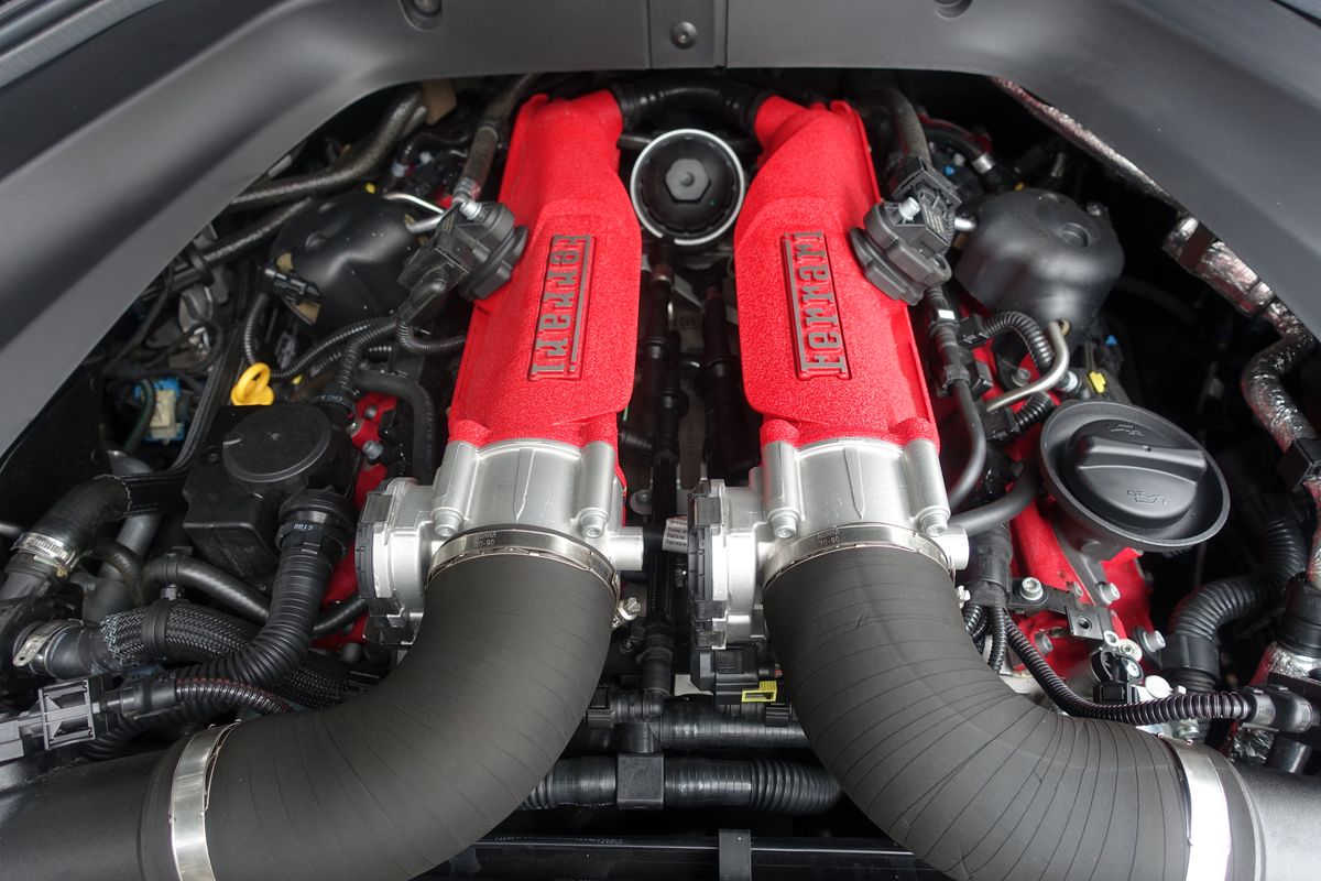 Ferrari California T