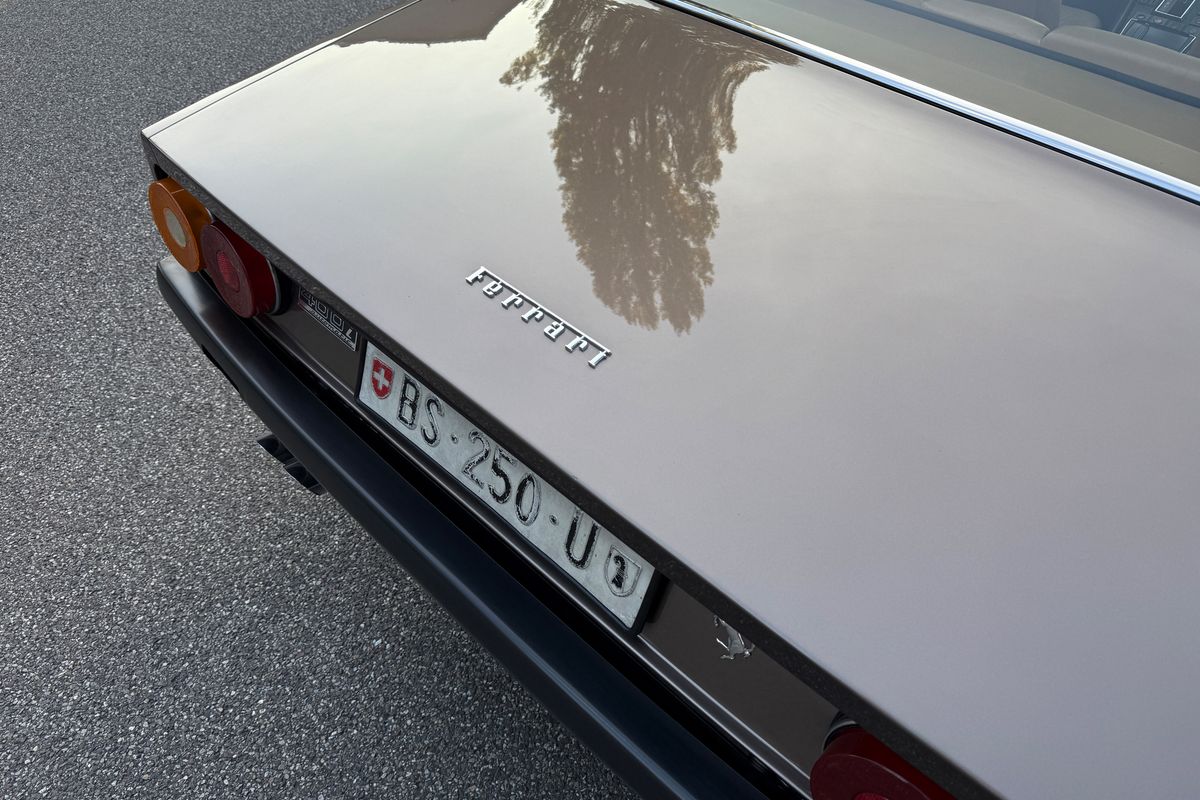 Ferrari 400i