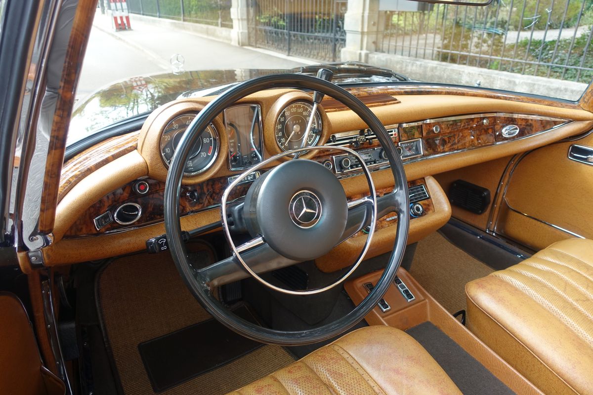 Mercedes-Benz 280 SE 3.5