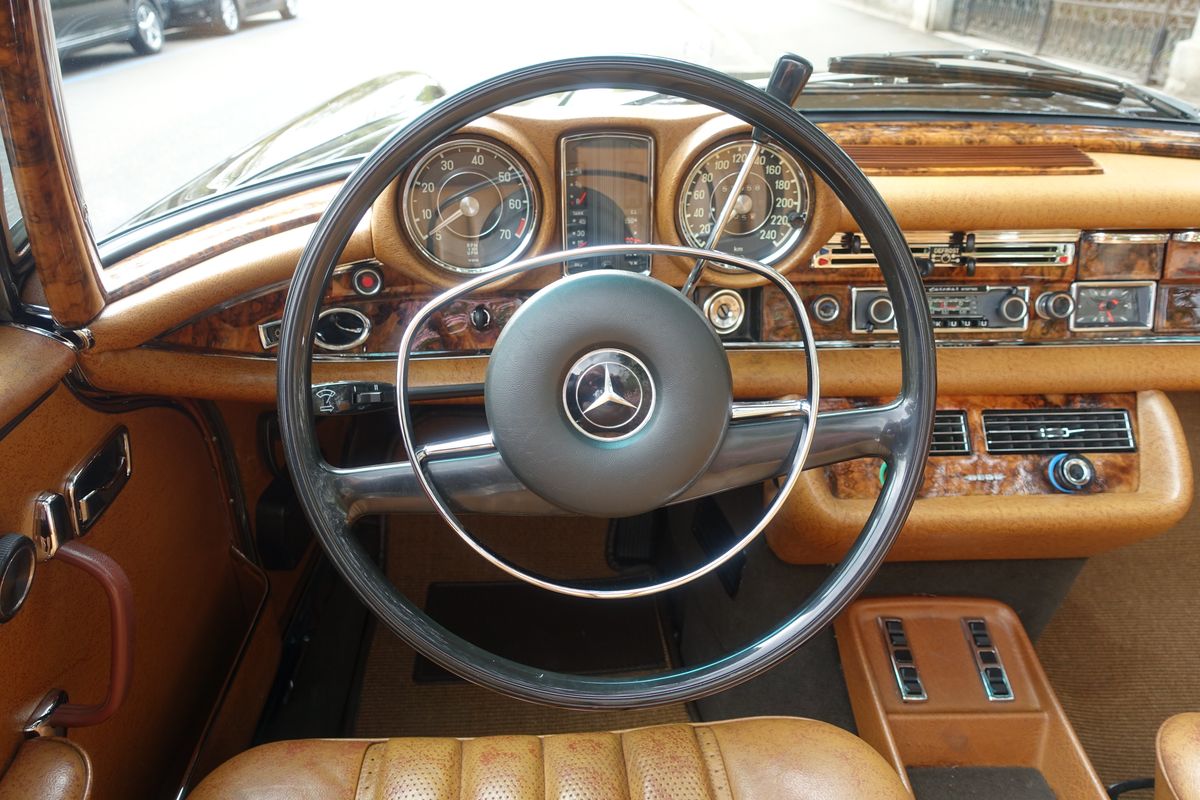 Mercedes-Benz 280 SE 3.5