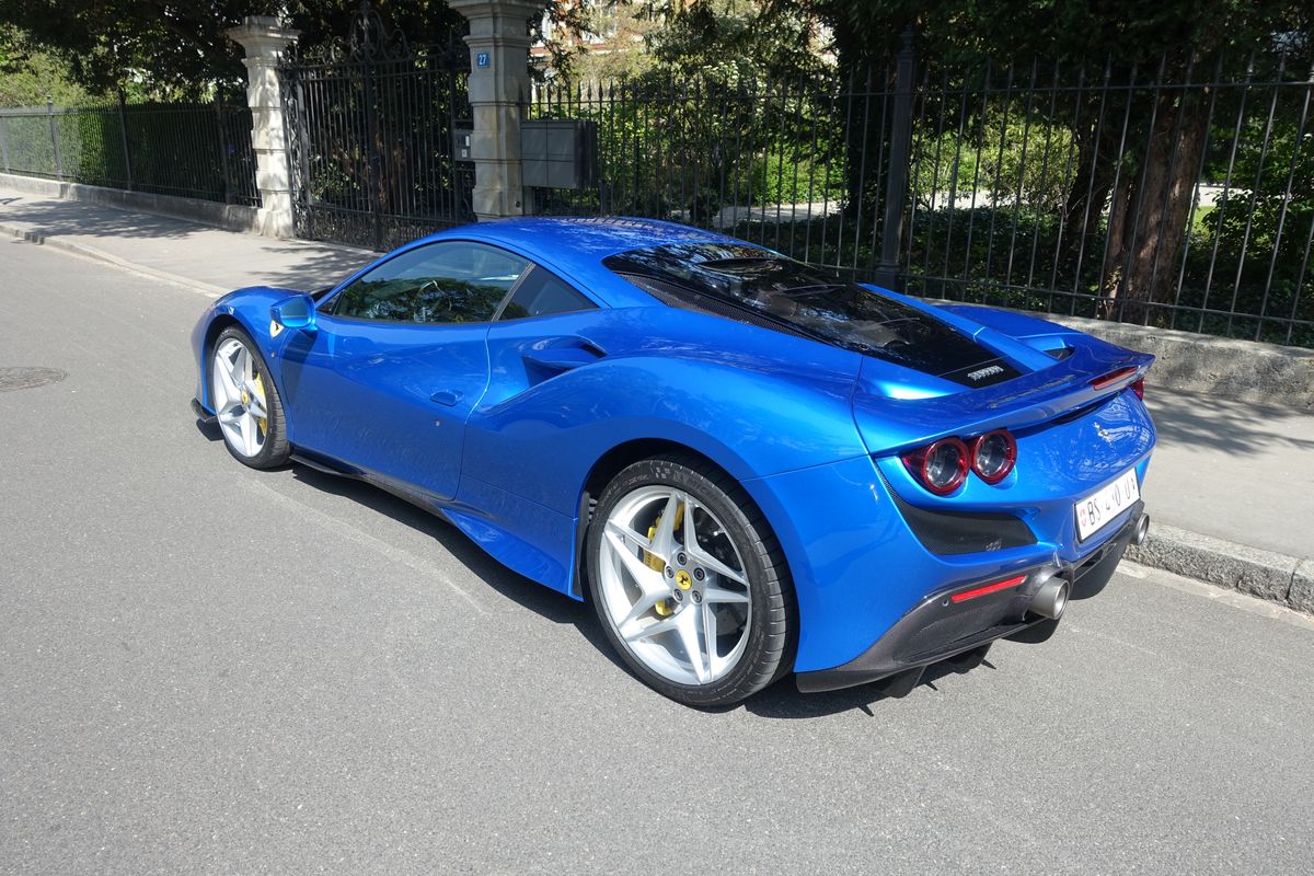 Ferrari F8 Tributo