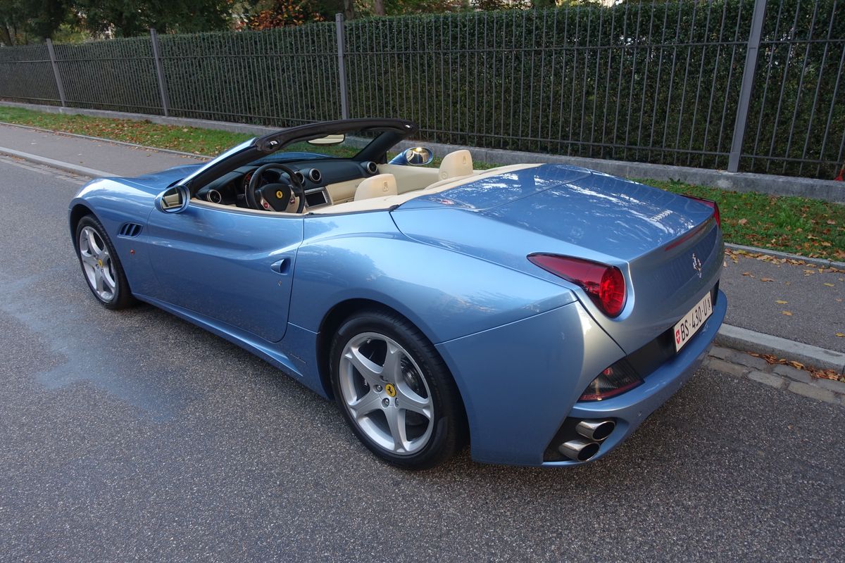 Ferrari California