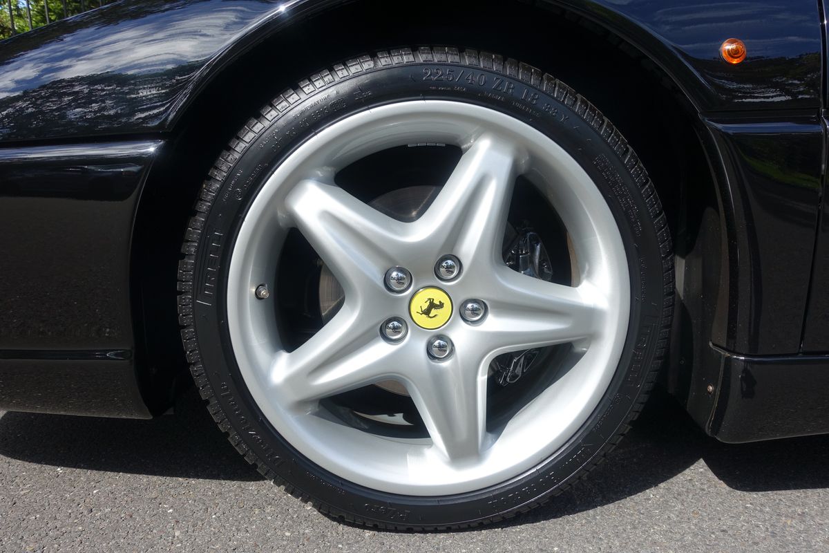 Ferrari F355 Spider