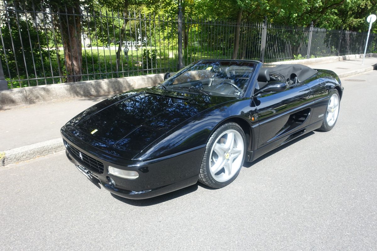 Ferrari F355 Spider