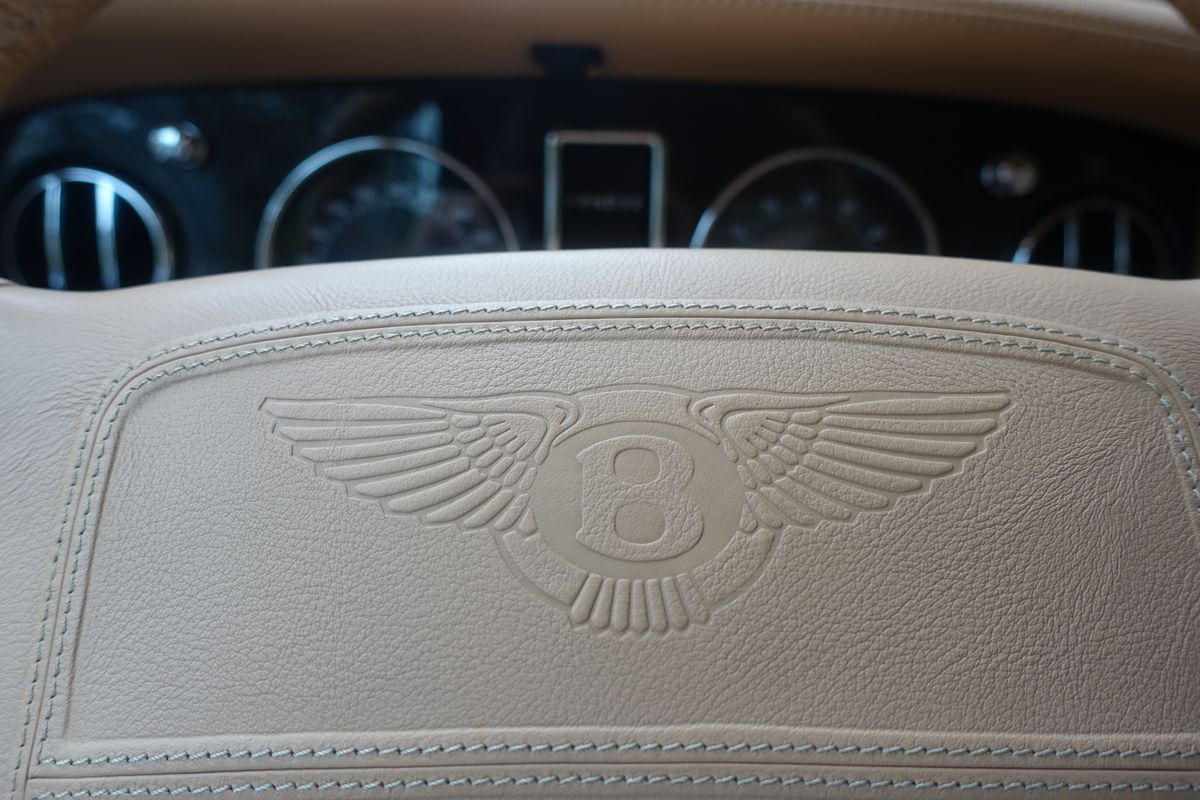 Bentley Azure Final Series