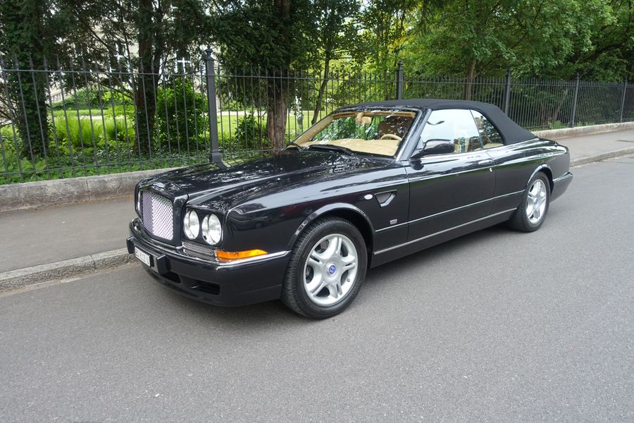 /en/stock/previously-sold/details/bentley-azure-final-series/275