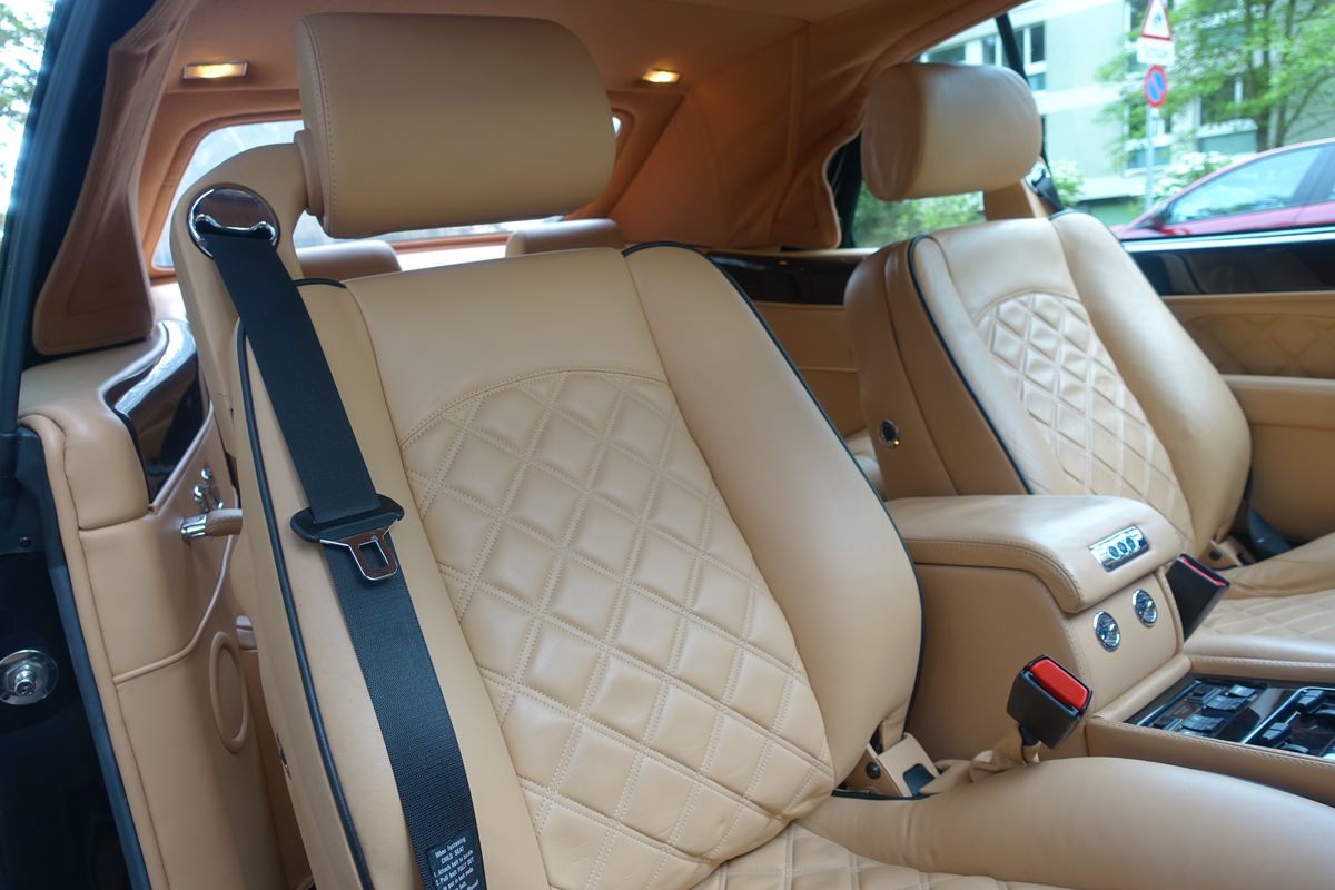 Bentley Azure Final Series