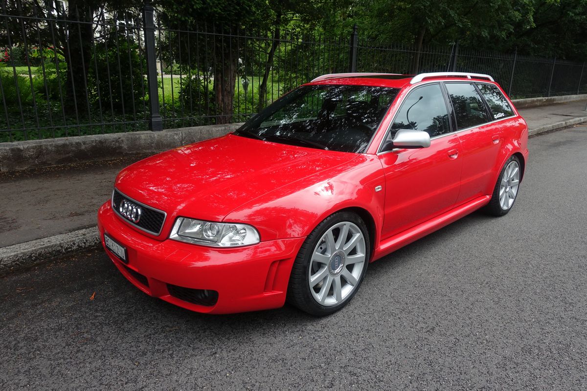 Audi RS4 Avant Quattro