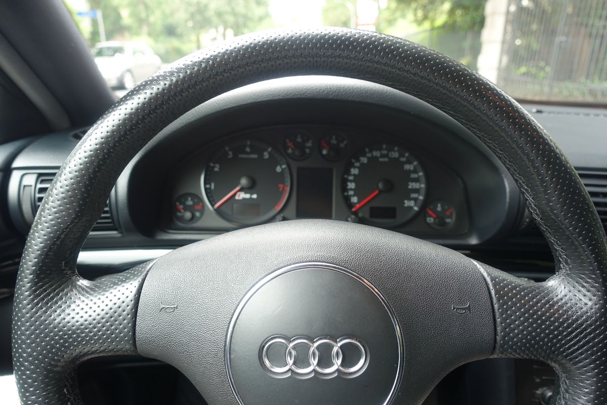 Audi RS4 Avant Quattro
