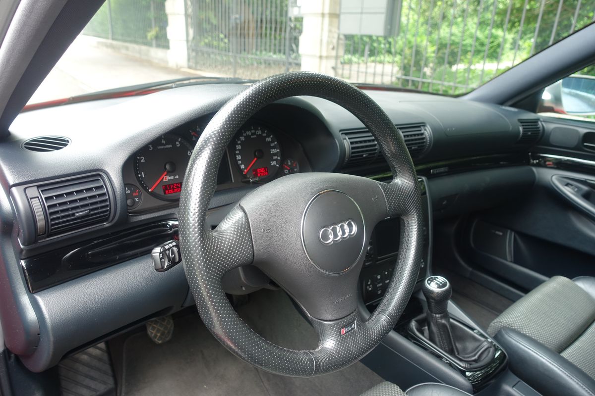 Audi RS4 Avant Quattro