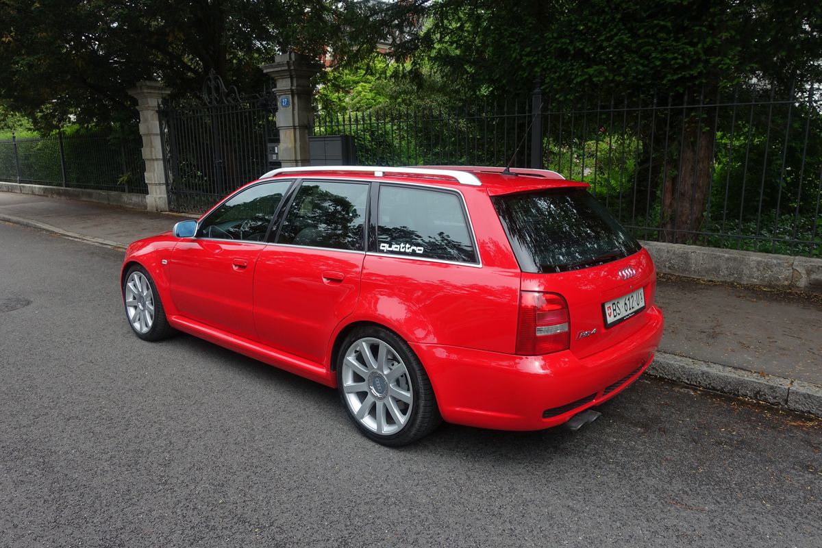 Audi RS4 Avant Quattro