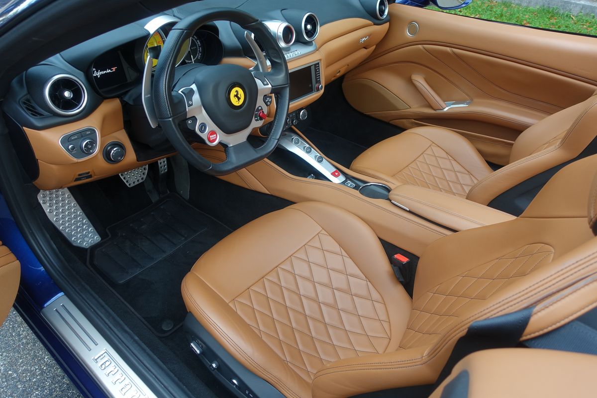 Ferrari California T