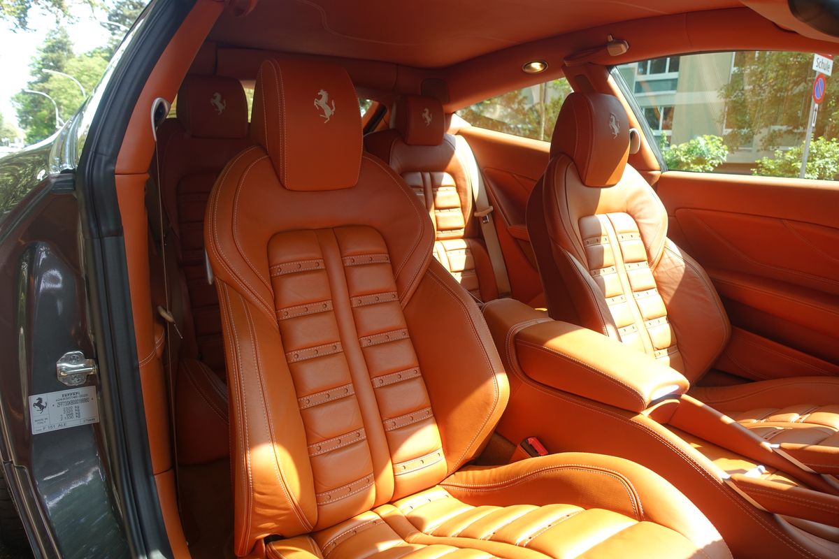 Ferrari FF