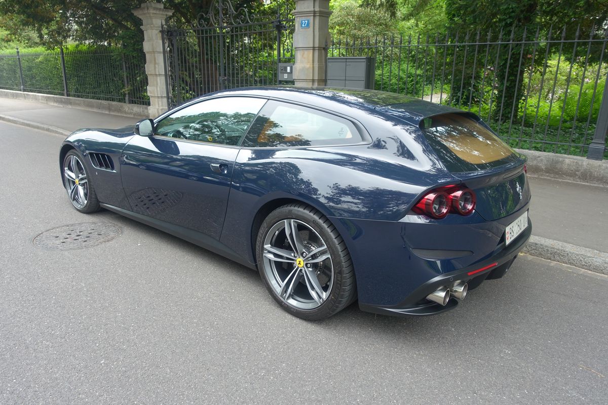 Ferrari GTC4 Lusso