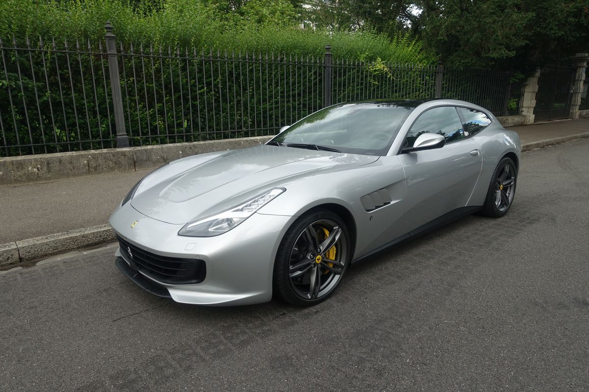 Ferrari GTC4 Lusso