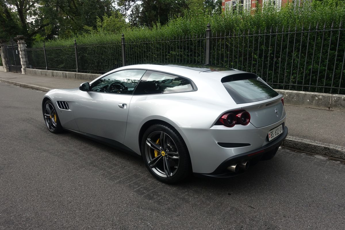 Ferrari GTC4 Lusso