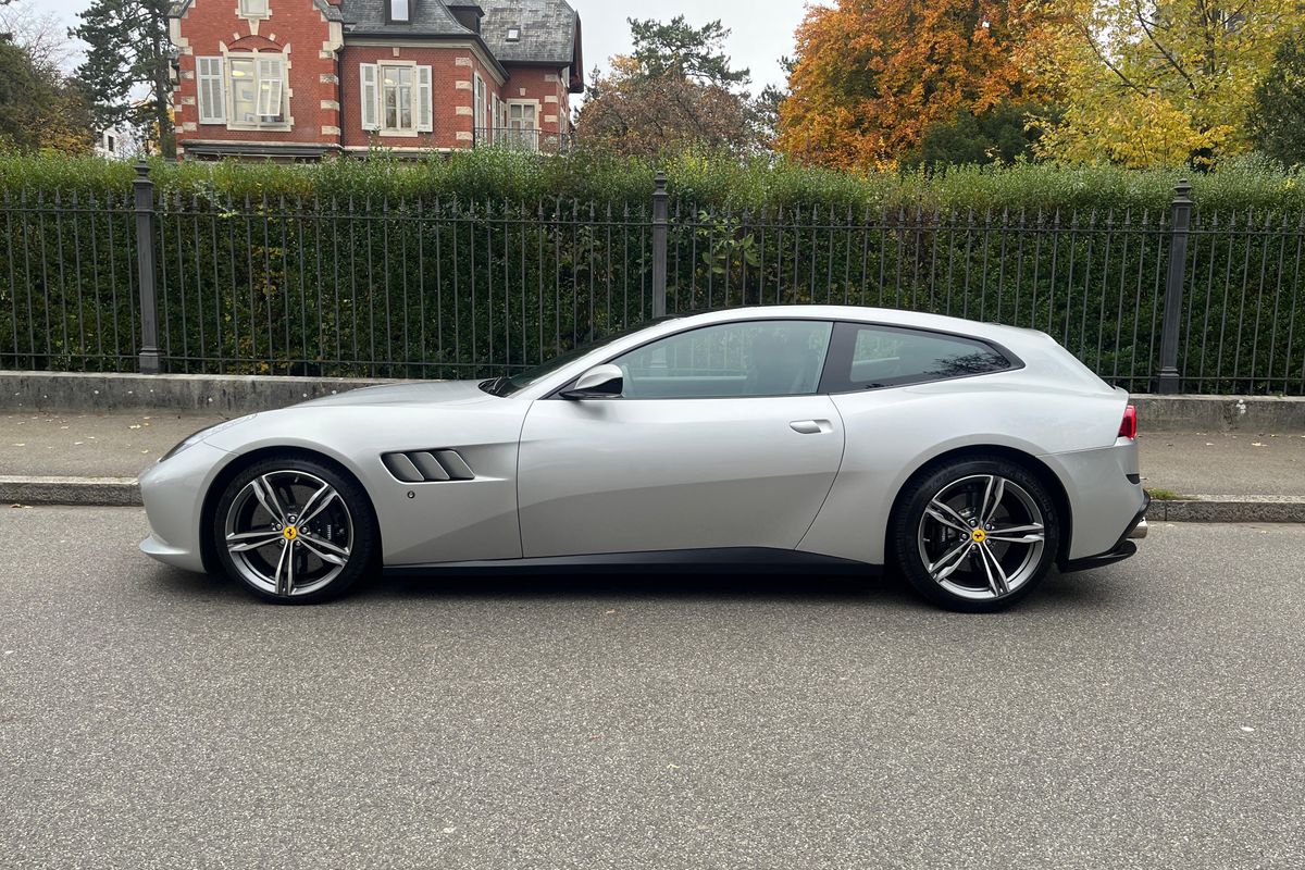 Ferrari GTC4 Lusso