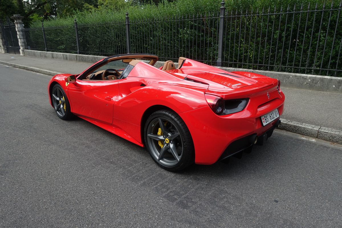 Ferrari 488 Spider