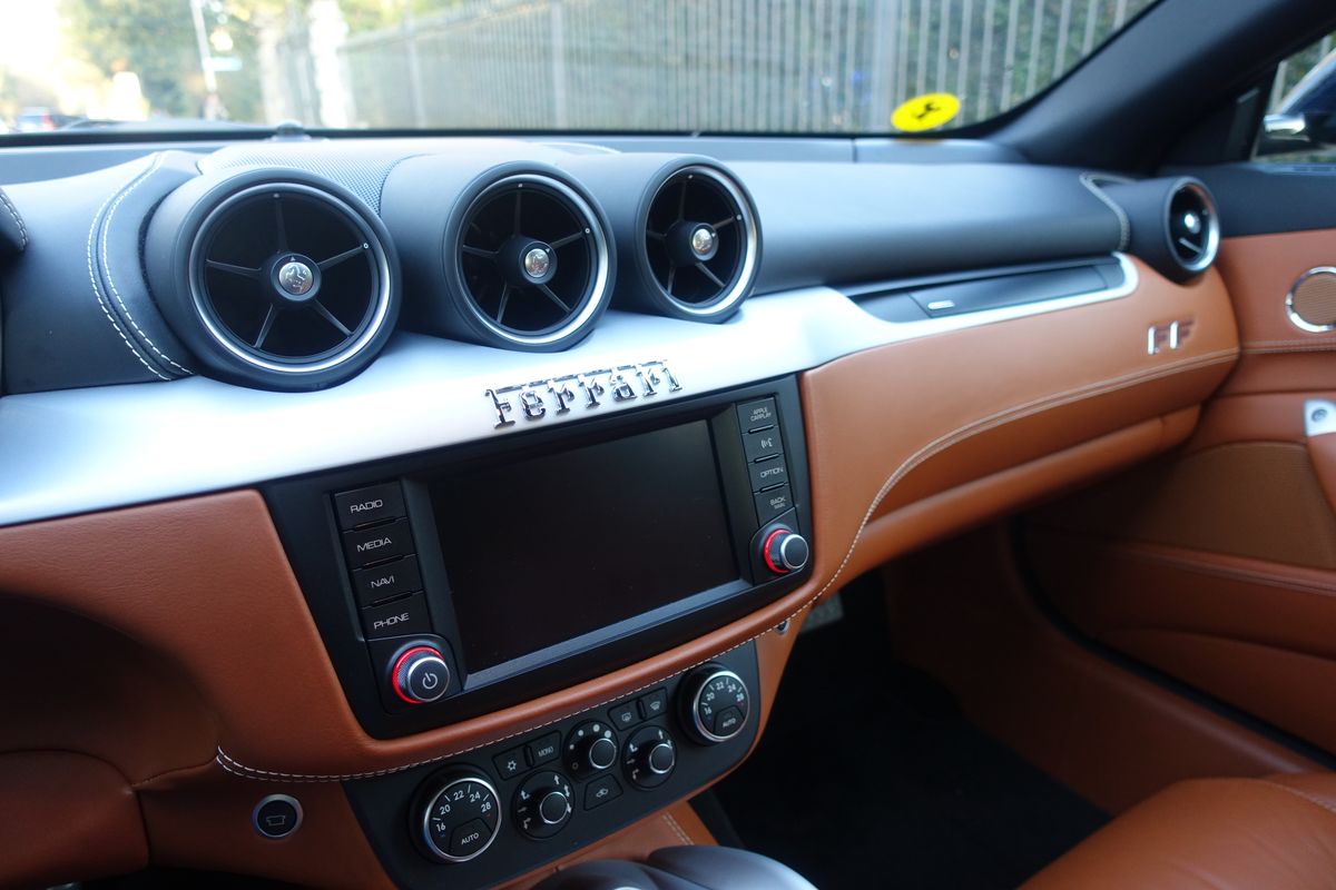 Ferrari FF