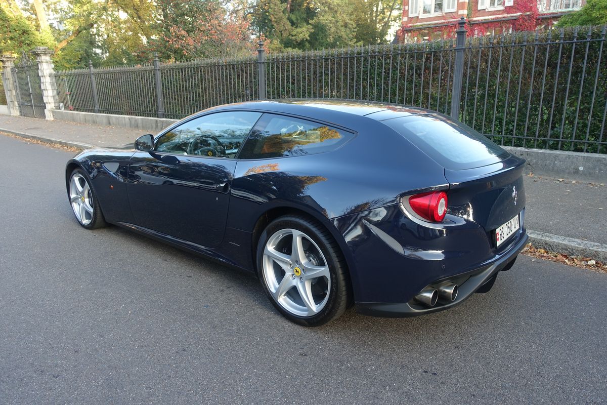 Ferrari FF