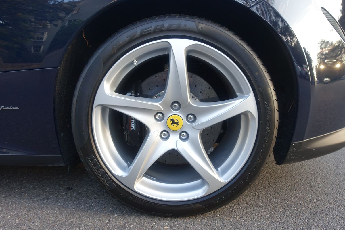 Ferrari FF