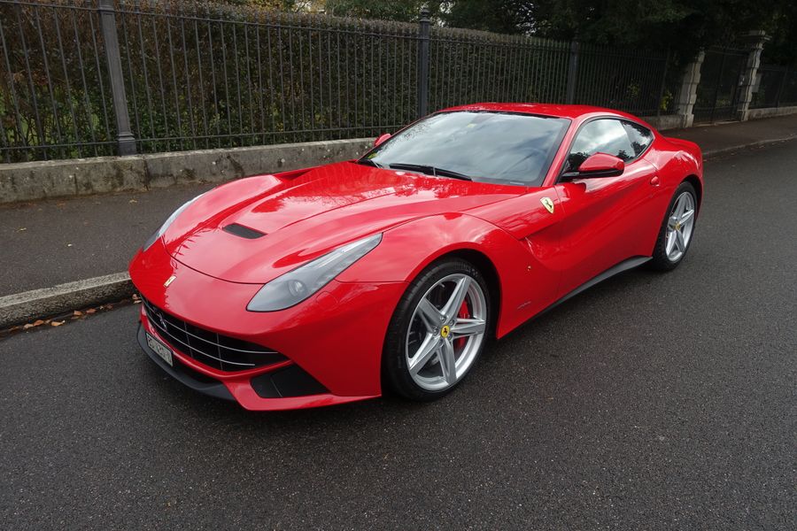 /en/stock/previously-sold/details/ferrari-f12-berlinetta/310