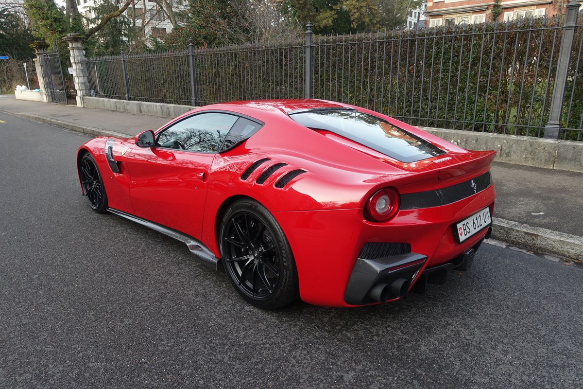 Ferrari F12 TDF