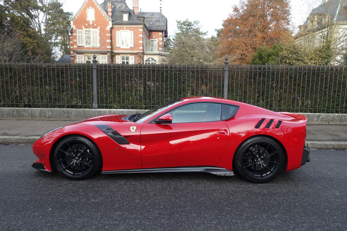Ferrari F12 TDF
