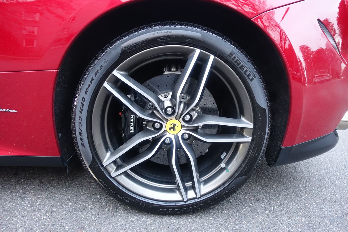 Ferrari FF