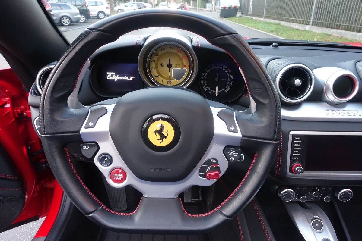 Ferrari California T
