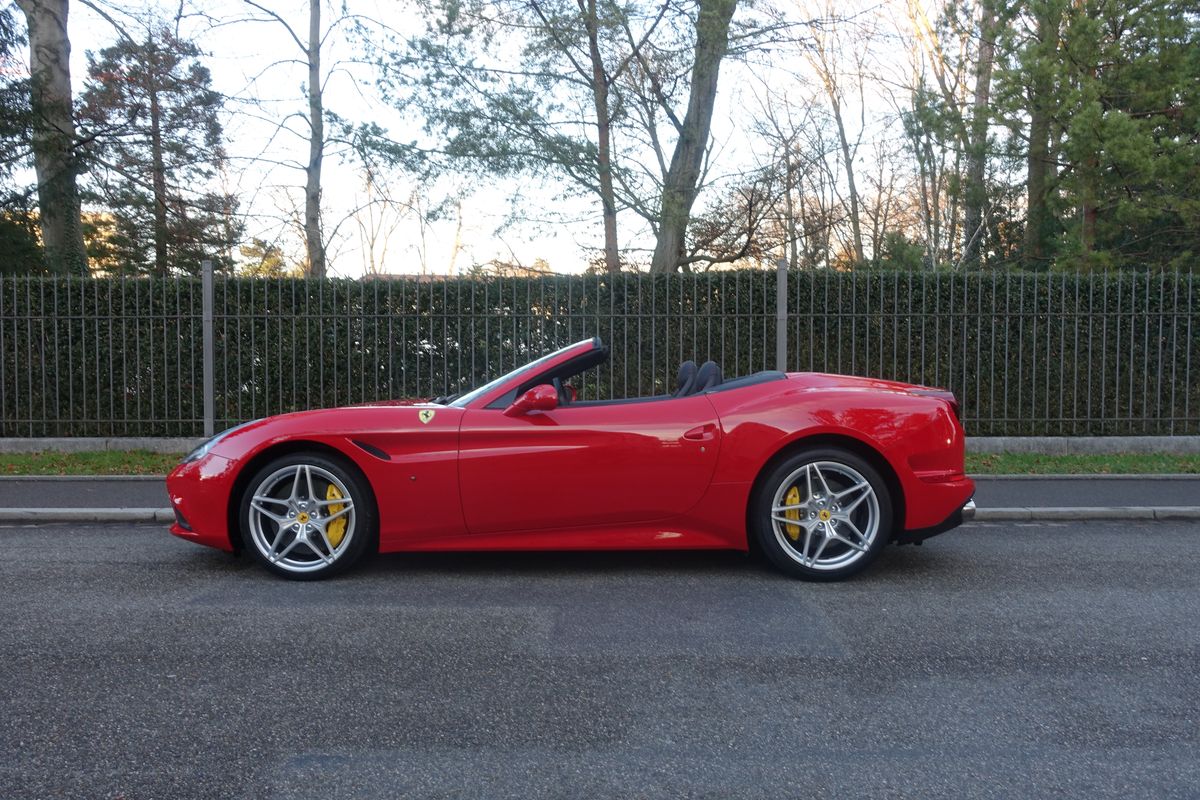 Ferrari California T