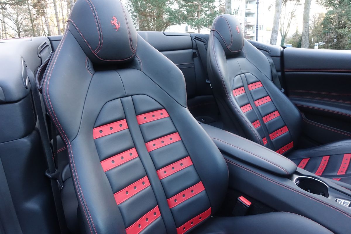 Ferrari California T