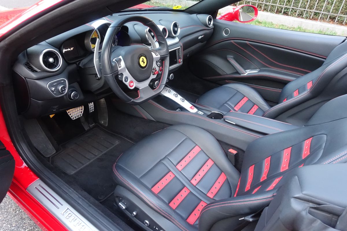 Ferrari California T
